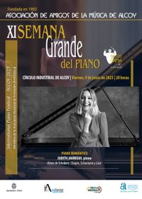 JUDITH JÁUREGUI, piano